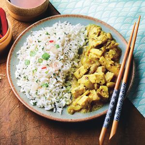 Grünes Curry mit Tofu und Thai-Reis
